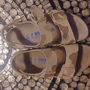 Birkenstock camo sz 37